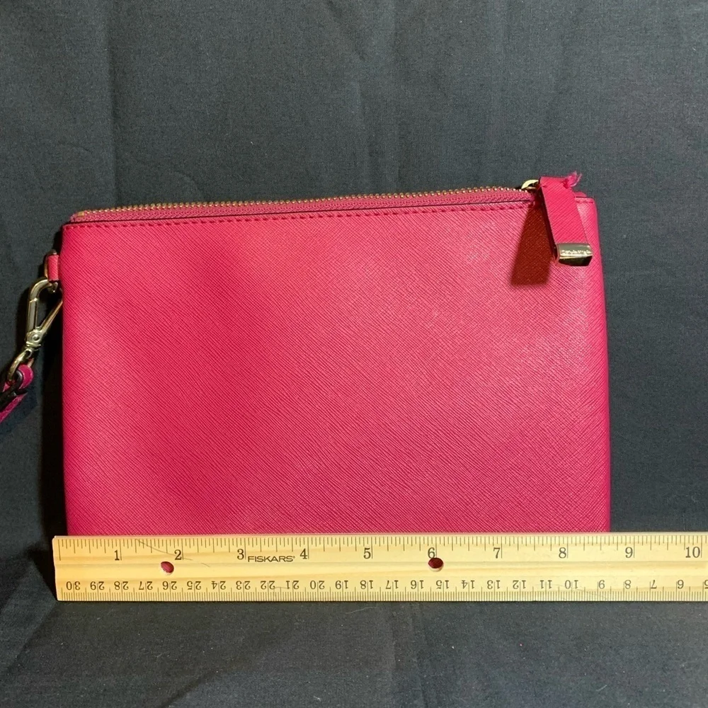 CALVIN Klein wristlet
